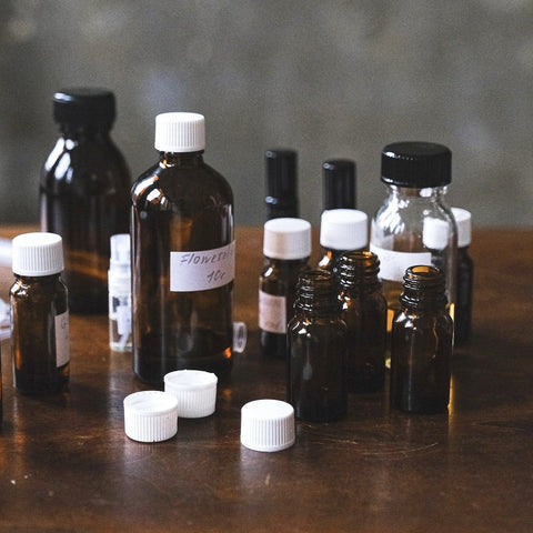 A Shift in Perfumery: The Debate Over the "Oriental" Scent Profile - Parfums Eau Eau